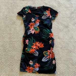 Old Navy Maternity Dress